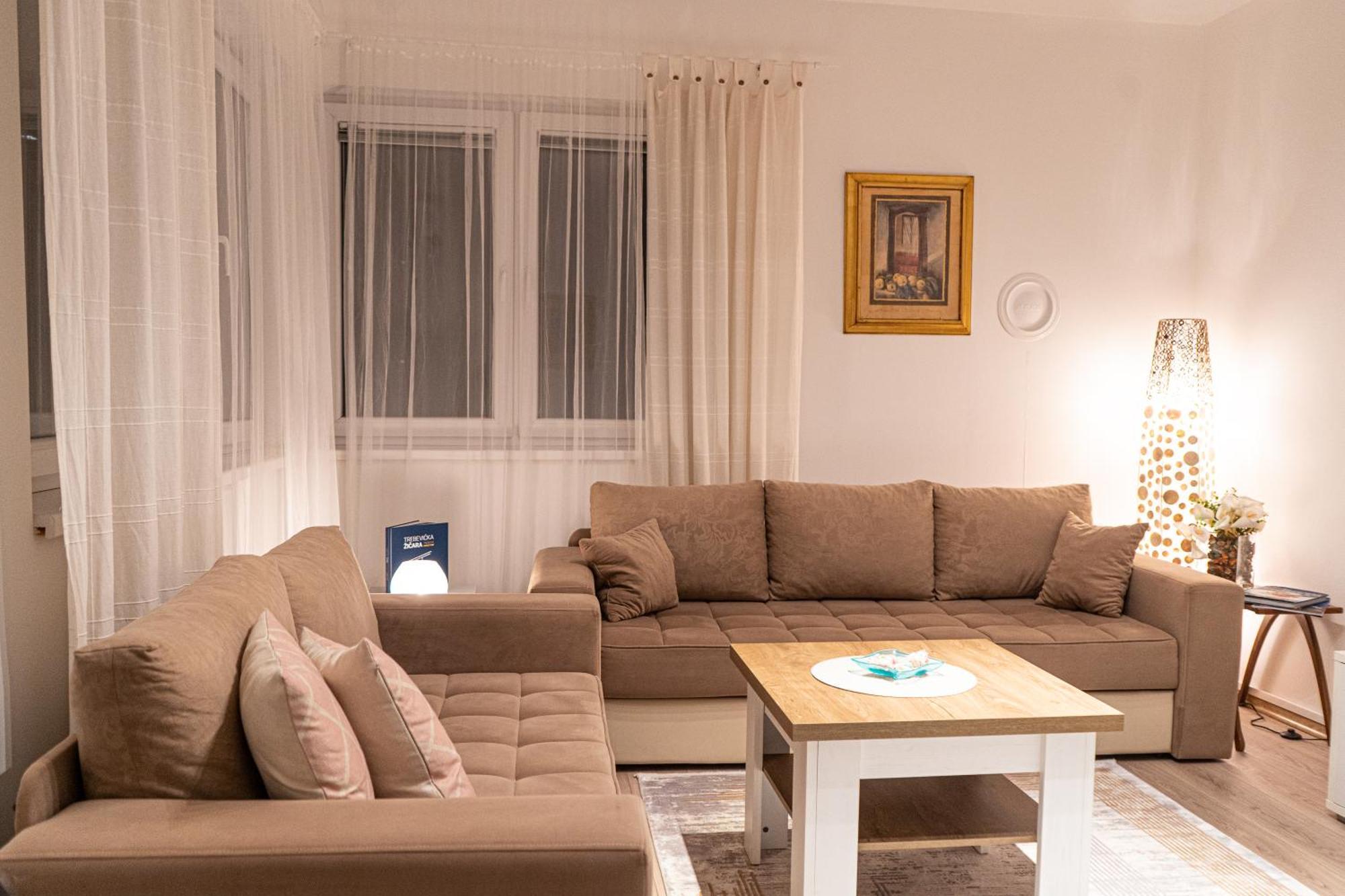 Address Apartment Sarajevo Buitenkant foto